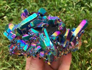 titanium quartz cluster